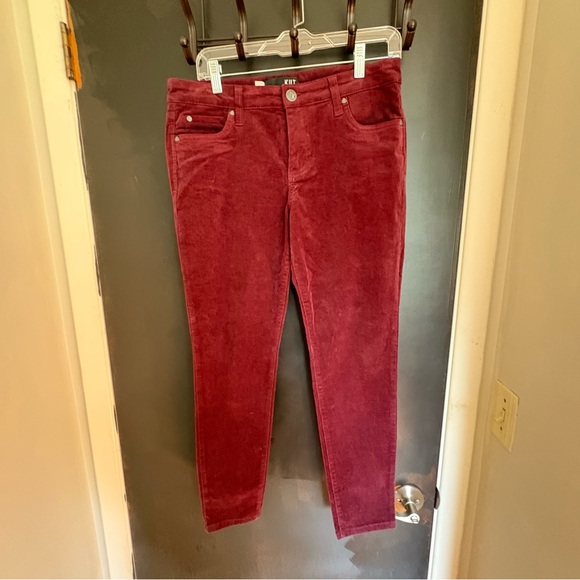 Kut From The Cloth Women’s Jeans - 8P - Worn 3X - Burgundy Corduroy-Diana Skinny - Picture 1 of 14
